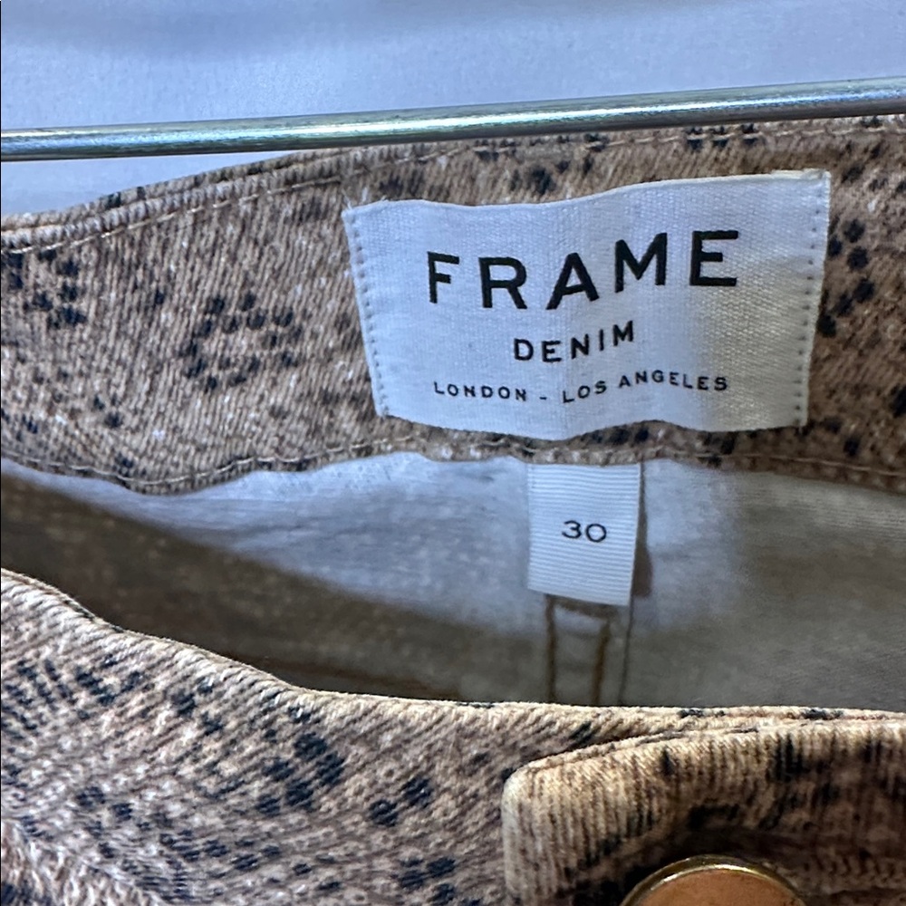 Frame Denim Le Crop Mini Boot pant in snakeskin print.  Size 30. Like new. - Picture 2 of 5